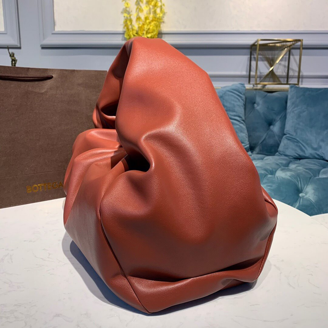 Bottega Veneta The Shoulder Pouch Large Leather Bag 607984