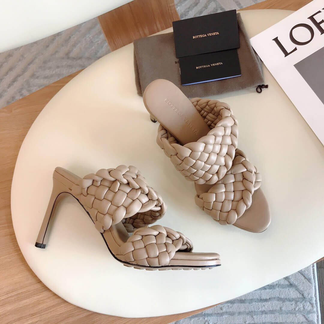 Bottega Veneta BV Curve Sandals 621213 Tapioca