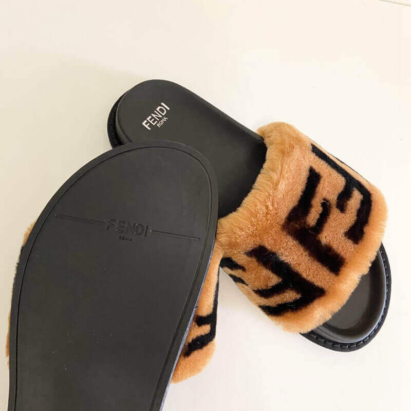 Fendi FF Fur Pool Slide Sandals F125