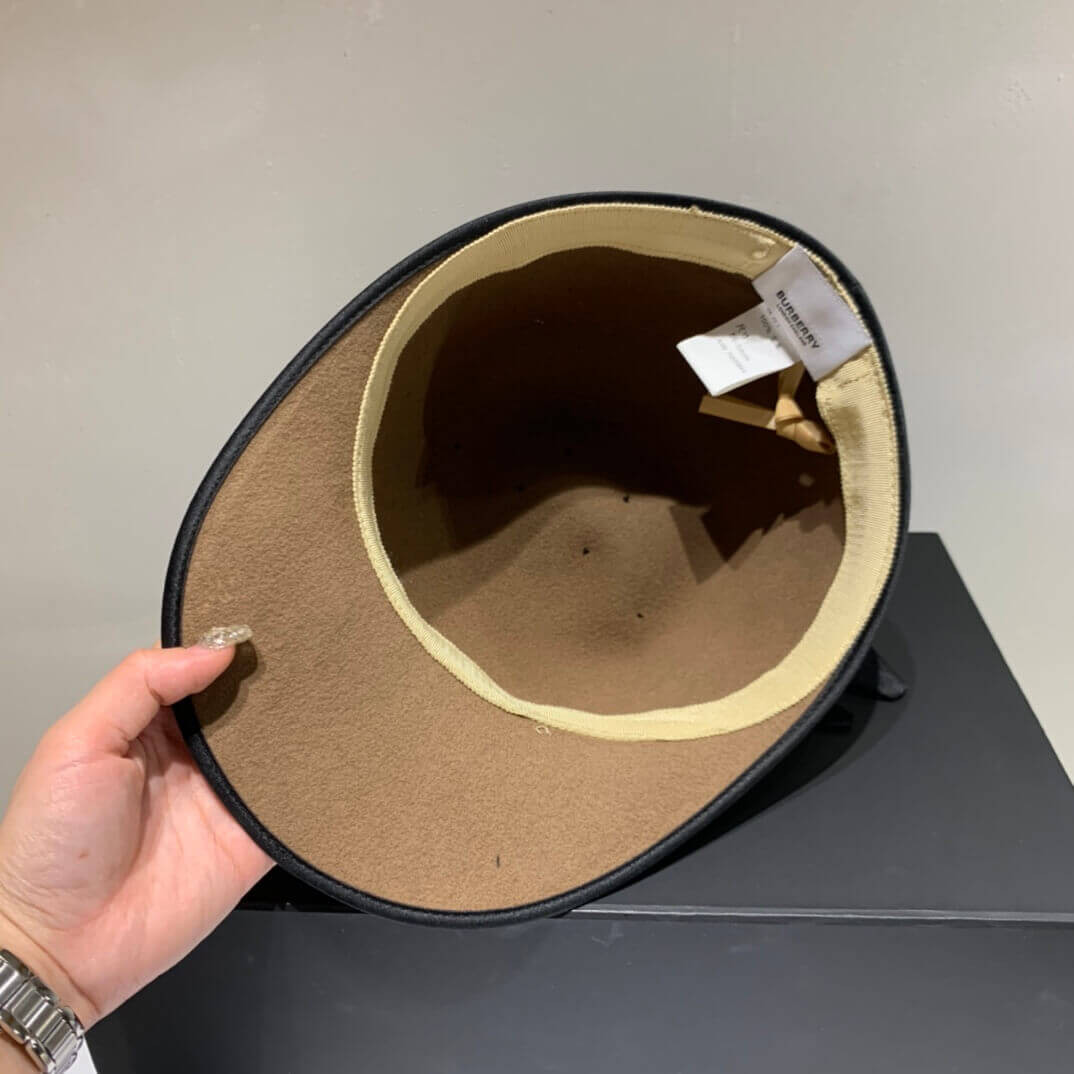 Burbbery Wool Hat 8011