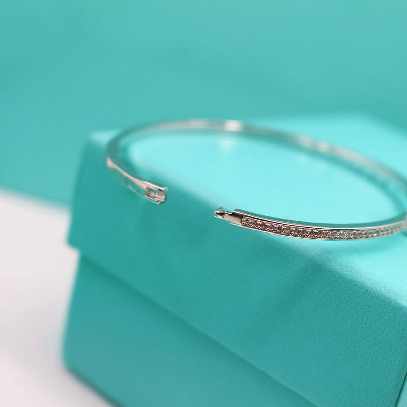 Tiffany & Co T1 Diamond Hinged Wire Bangle 10622