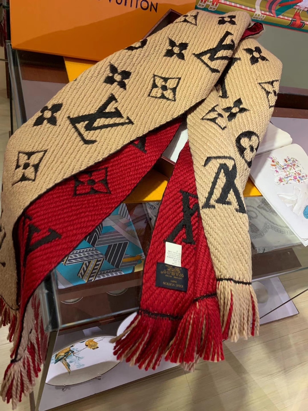 Louis Vuitton Logo Duo Scarf M73886