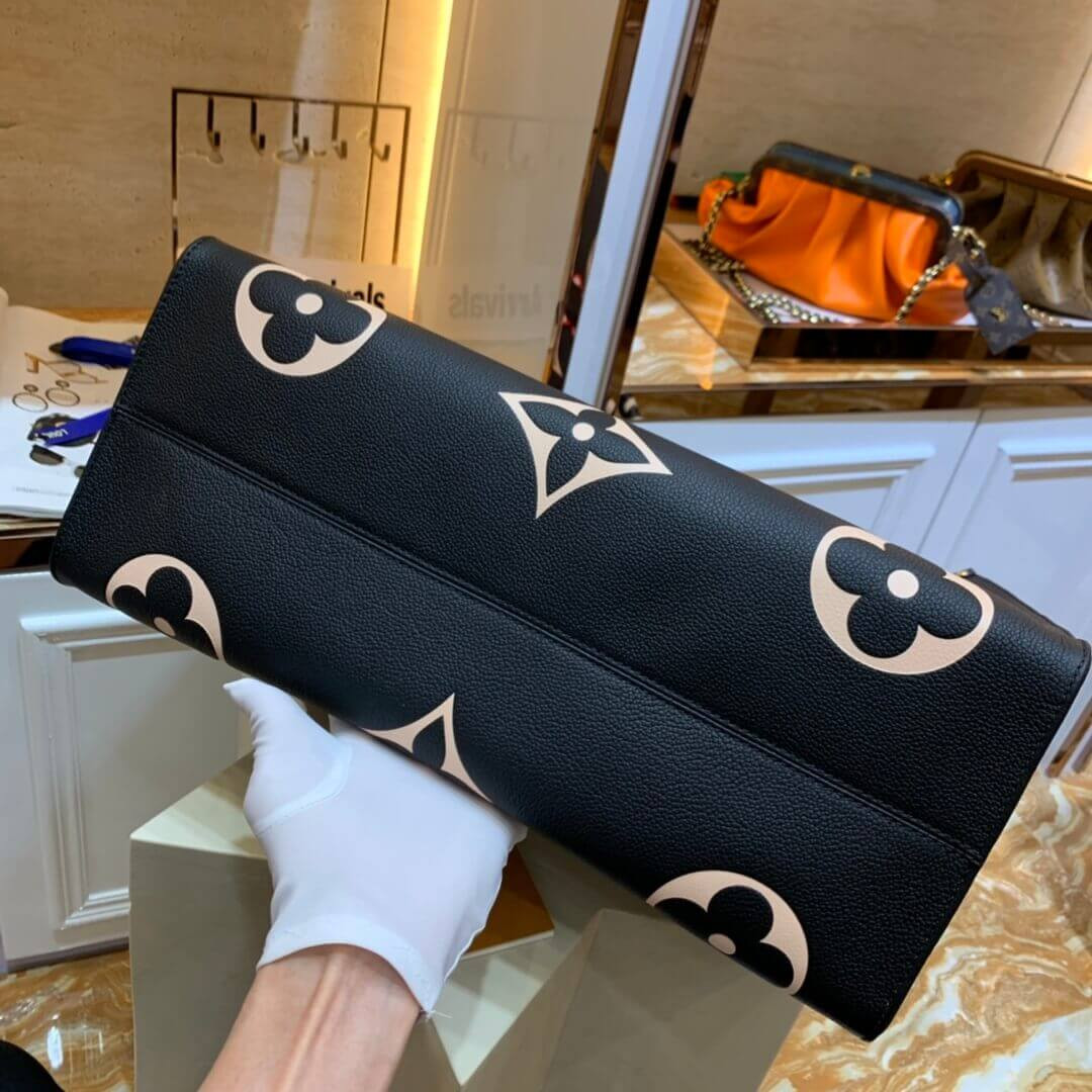 Louis Vuitton LV Crafty Onthego GM M45372 M45373