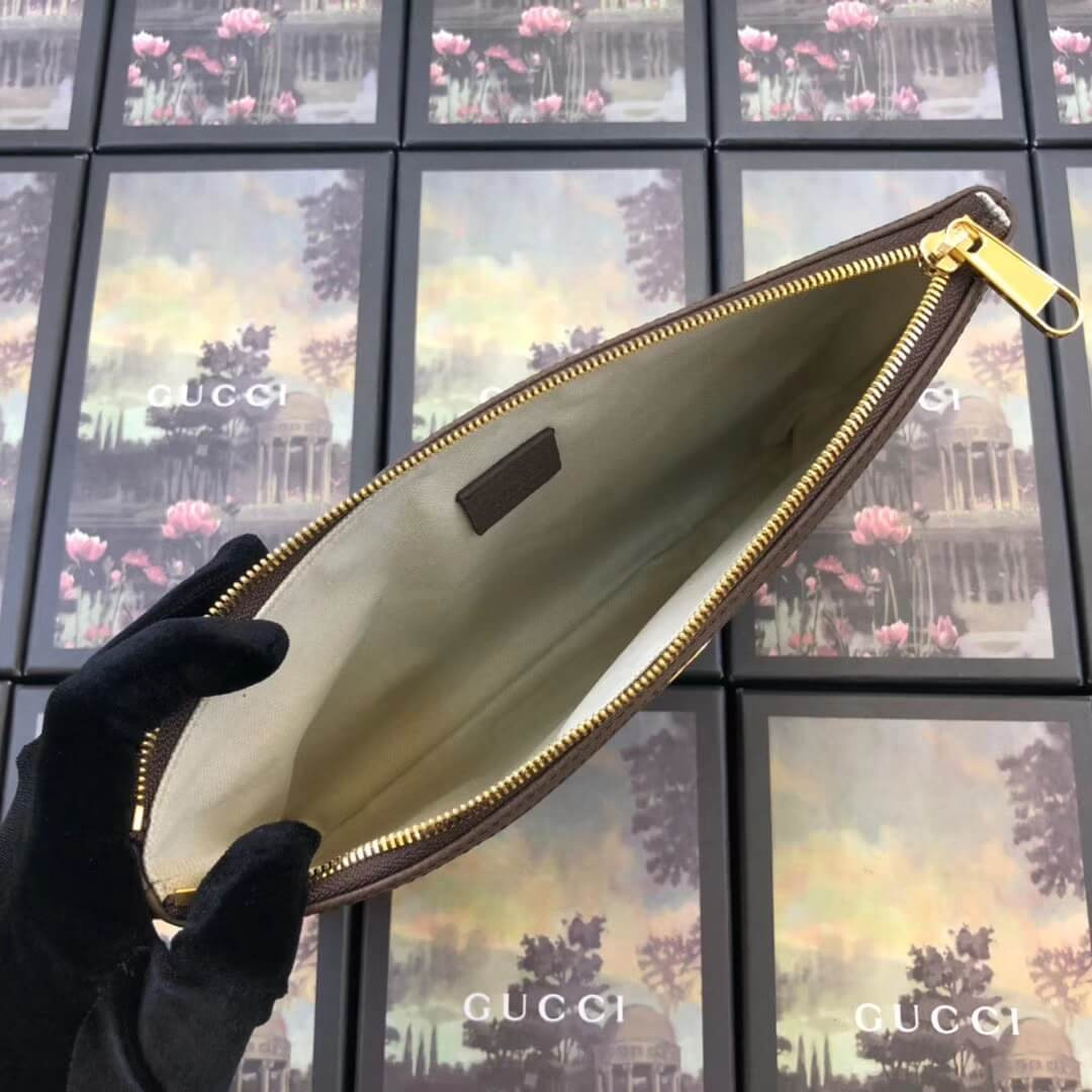 Gucci GG Supreme Pouch 449479