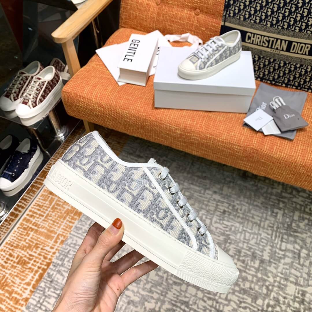 Christian Dior WalkNDior Sneaker In Embroidered Cotton 21182