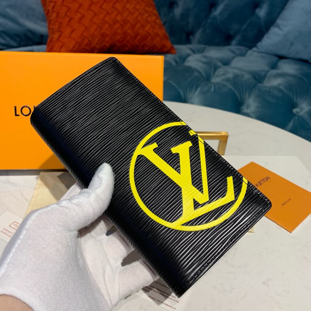Louis Vuitton Brazza Wallet M67910 M67911