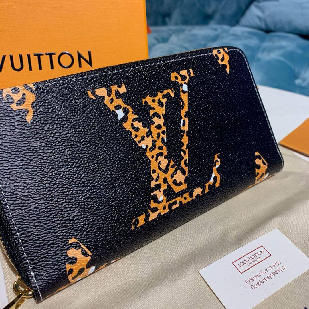 Louis Vuitton Monogram Giant Jungle Zippy Wallet M44744