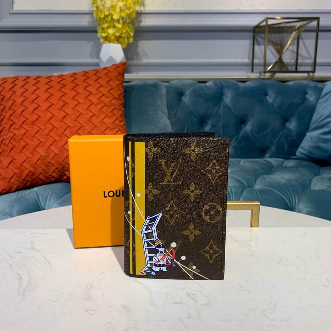 Louis Vuitton Troy Print Passport Cover M62089