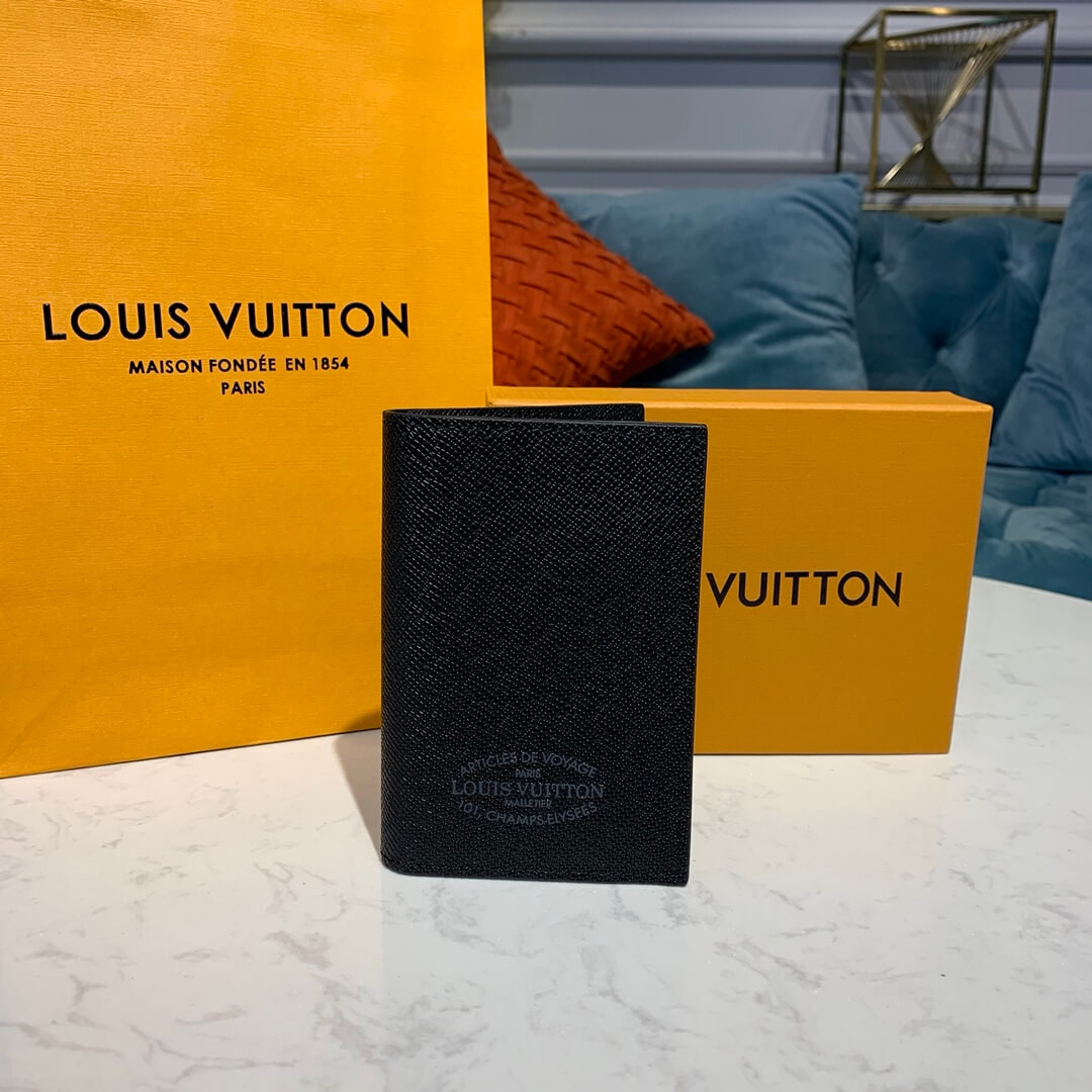 Louis Vuitton Taiga Leather Passport Cover M64596