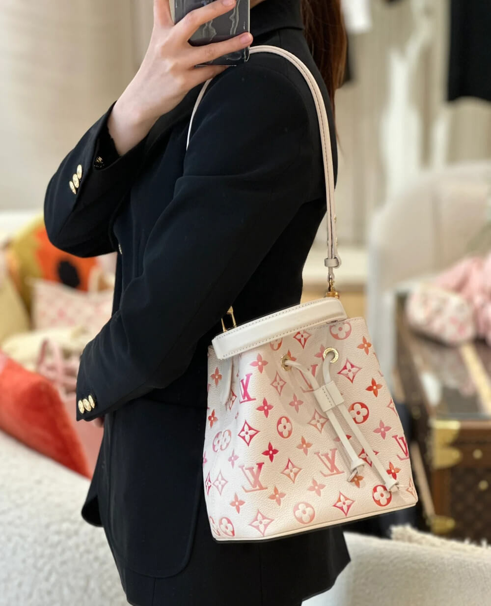 Louis Vuttion Neonoe BB Bucket Bag M24649 Sunrise Aquarelle