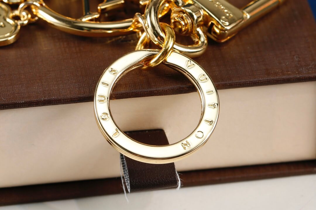 LV Circle Twinkling Keyring And Bag Charm M01359