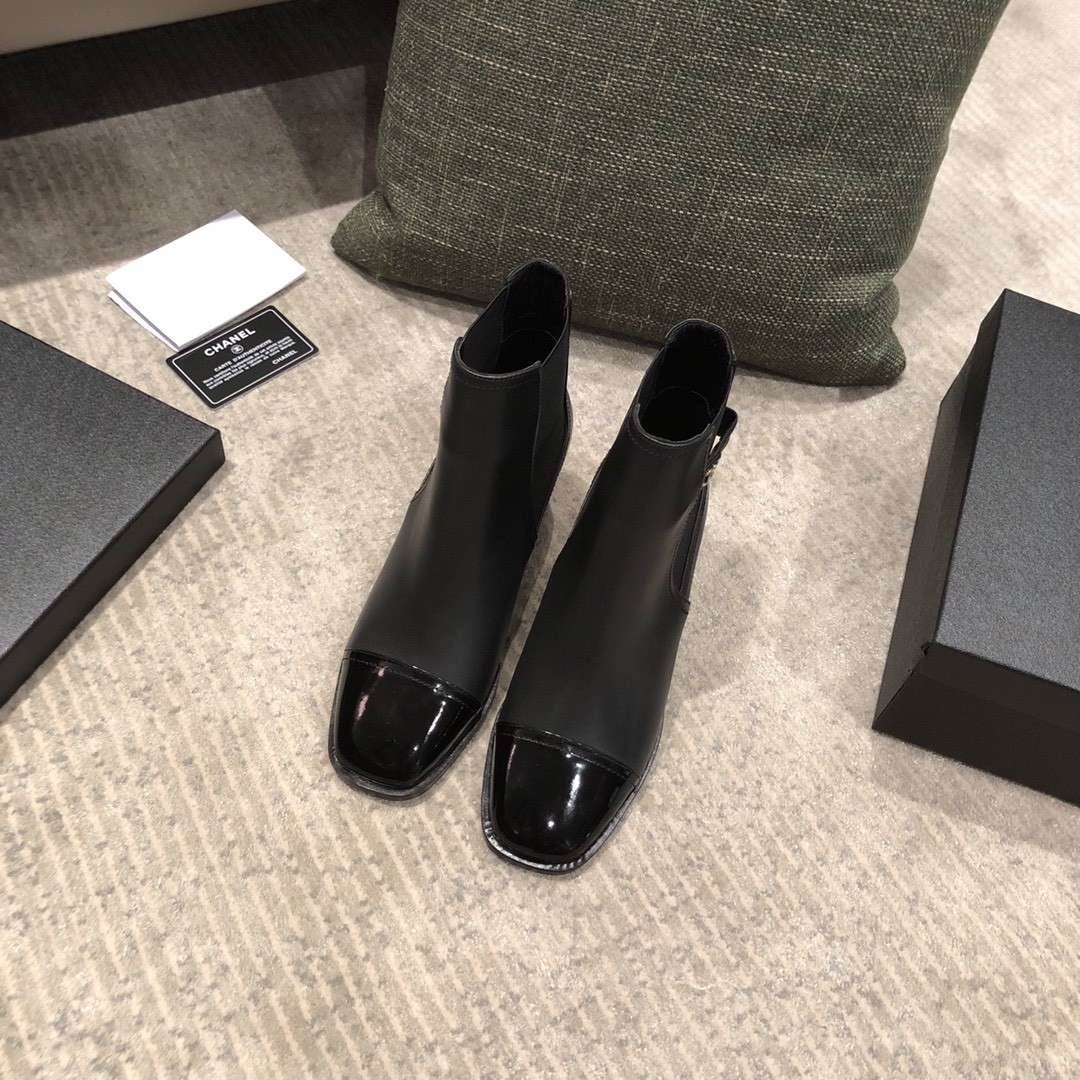 Chanel Ankle Boots G35046
