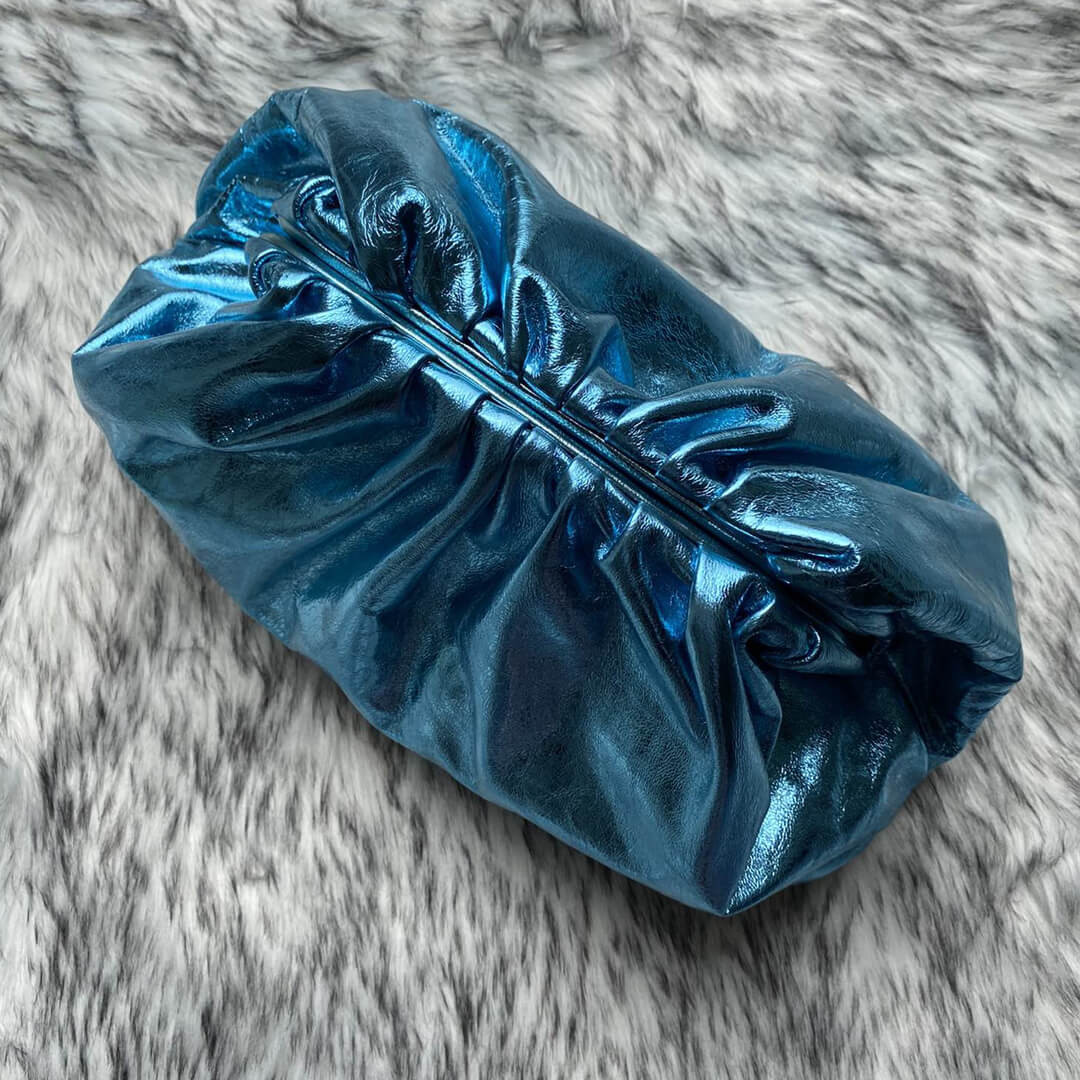 Bottega Veneta The Pouch In Blue Metallic Leather 576227