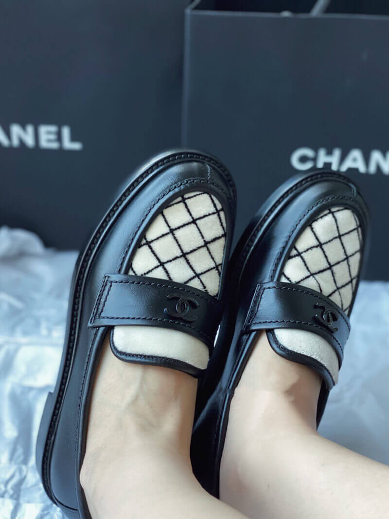 Chanel Black Leather and White Velvet Loafers