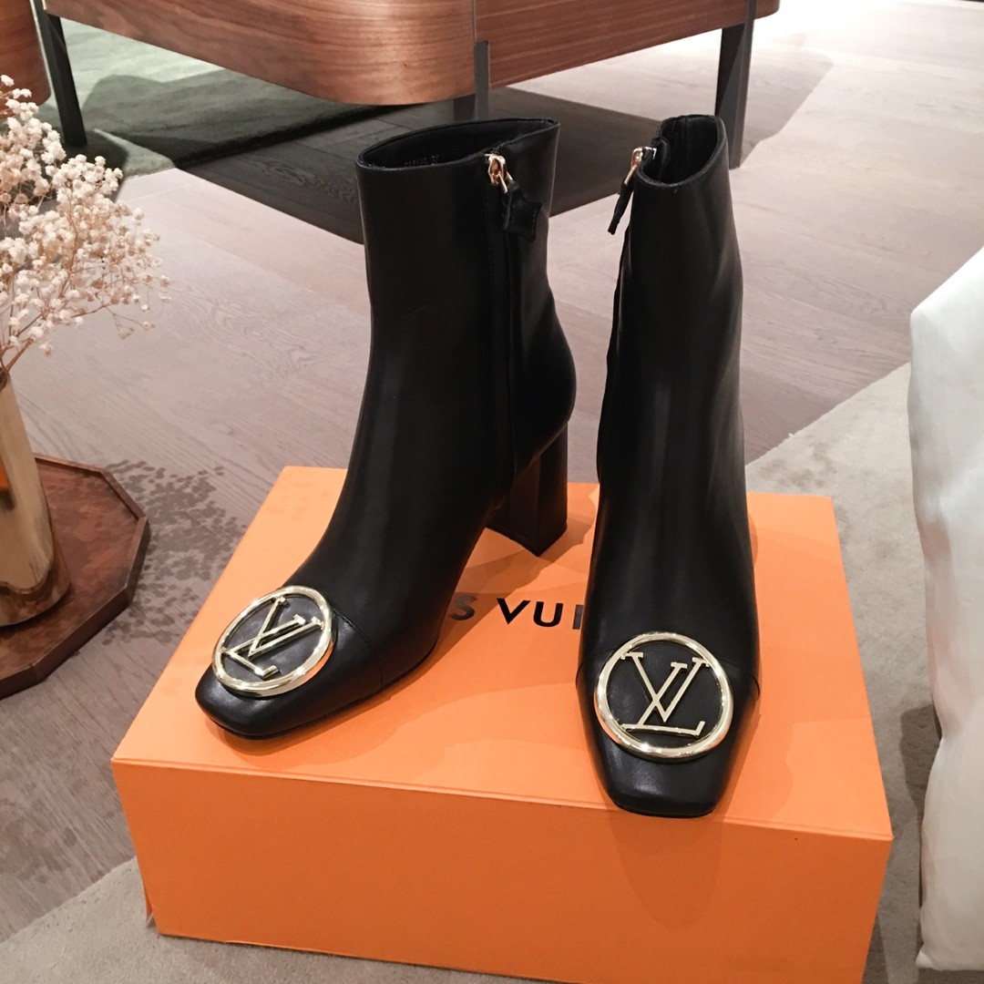 Louis Vuitton Madeleine Ankle Boot 1A5BPA
