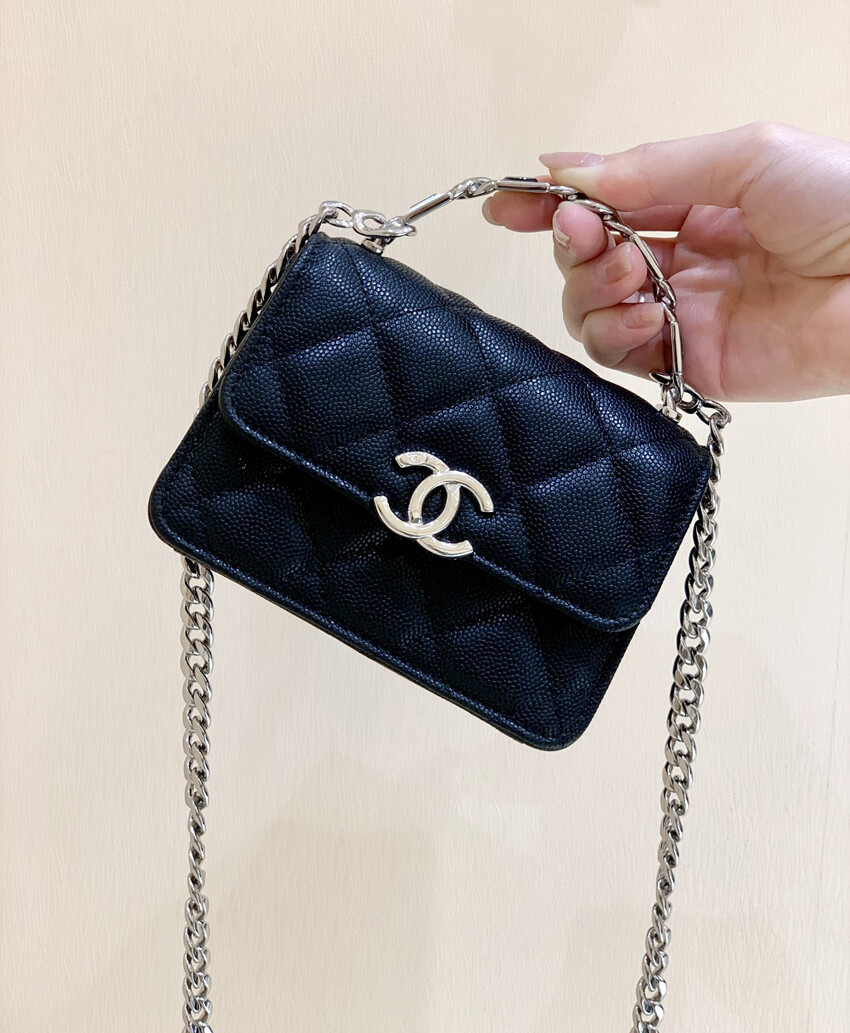 Chanel Enamel Handle Clutch with Chain in Grained Calfskin AP2758