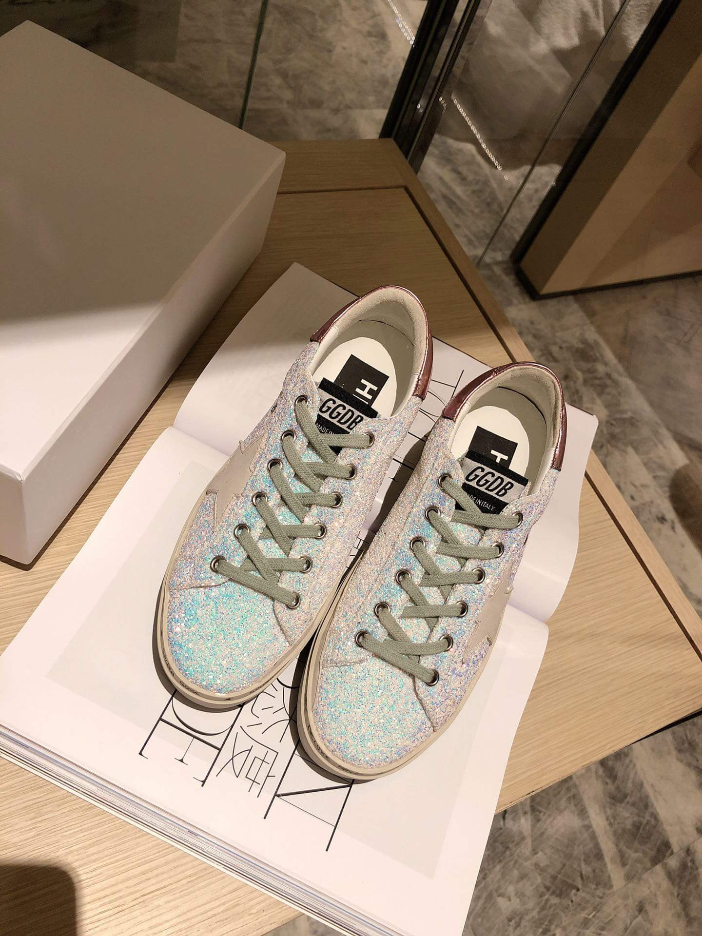 Golden Goose Hi Star Sneakers  in Suede G36945