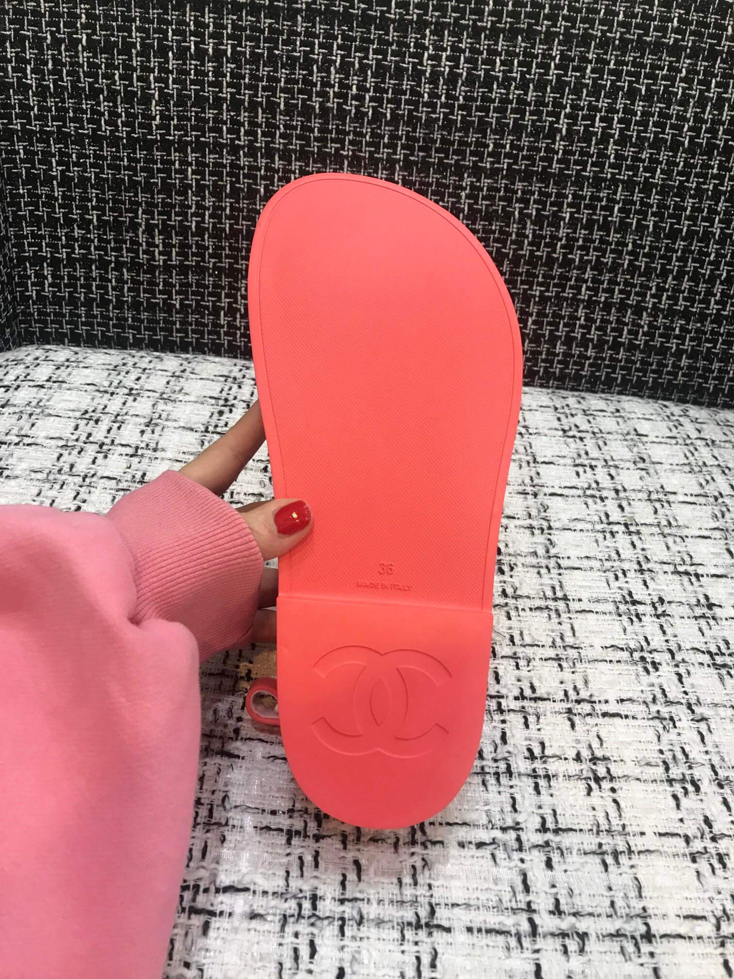 Chanel Velcro Sandals G31848 Rosy