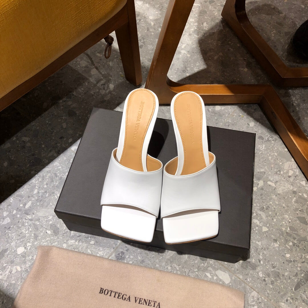 Bottega Veneta Stretch Sandals 610538