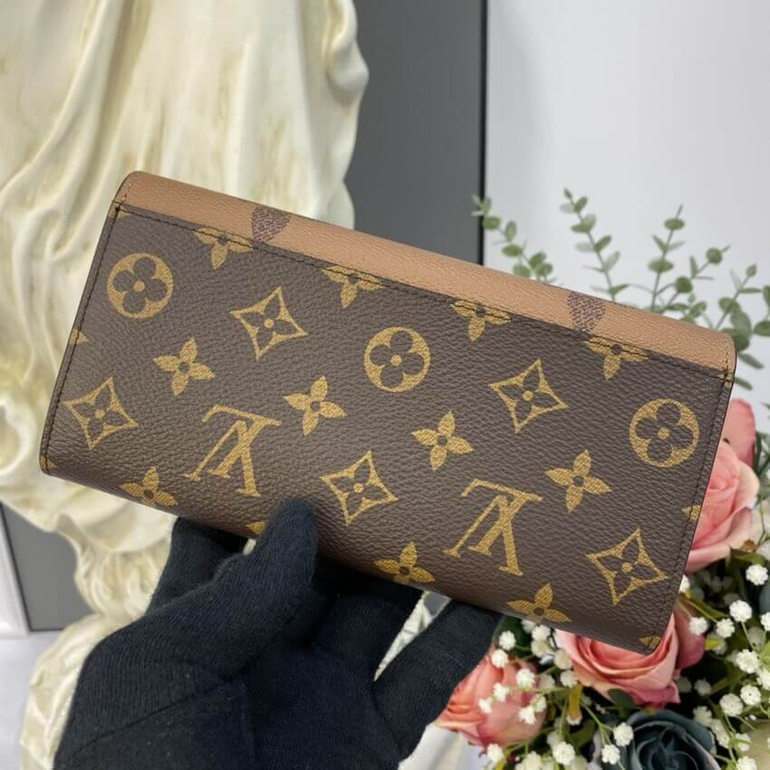 Louis Vuitton Monogram Sarah Wallet M80726