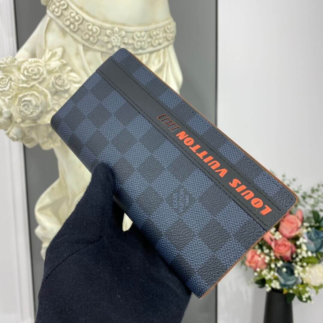 Louis Vuitton Brazza Wallet N60240