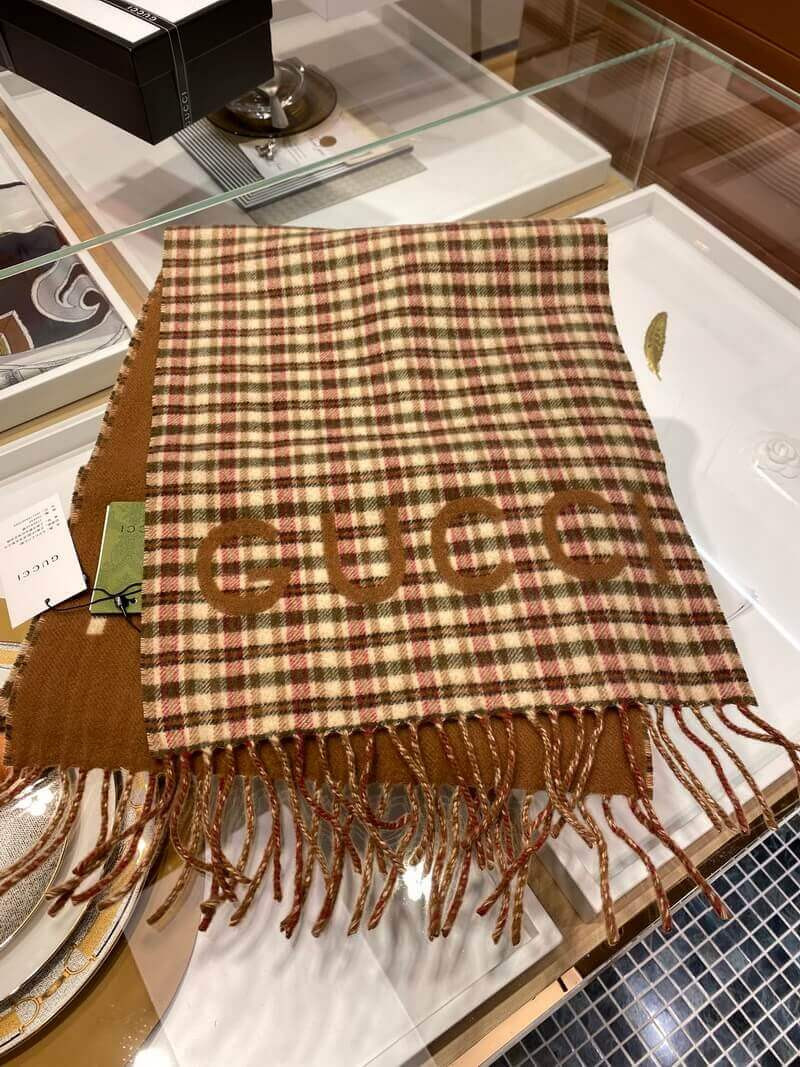 Gucci Check Jacquard Scarf With Gucci 644311