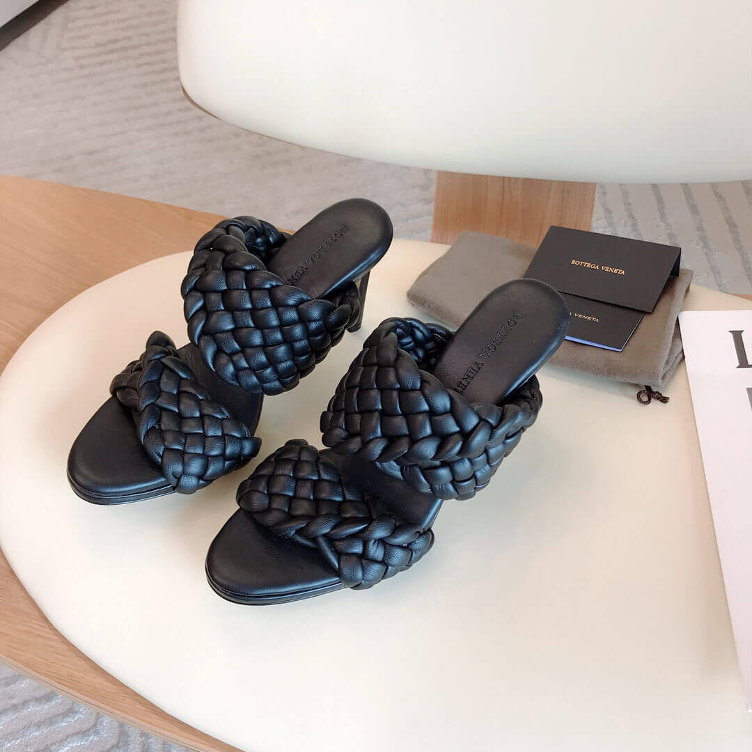 Bottega Veneta BV Curve Sandals 621213 Black