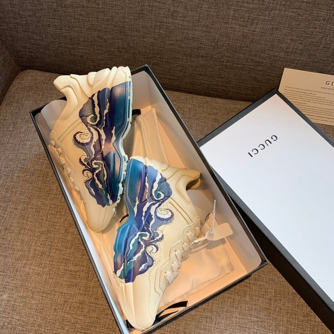 Gucci Rhyton Leather Sneaker With Wave 576052