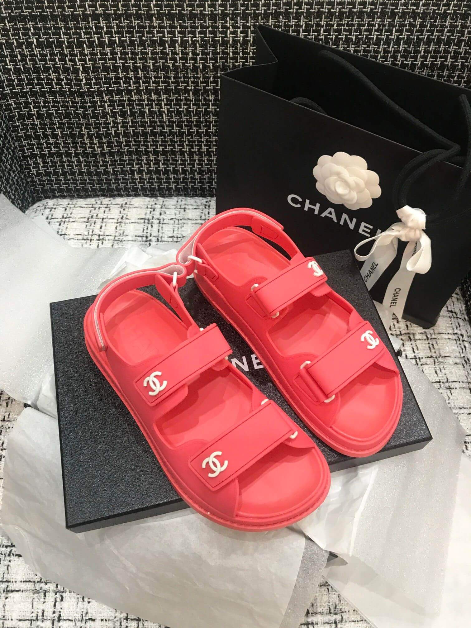 Chanel Velcro Sandals G31848 Rosy