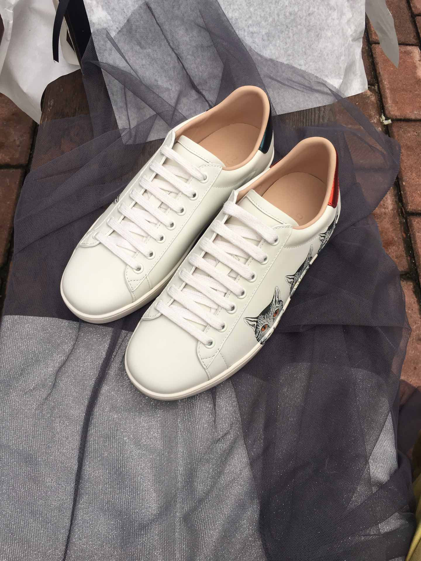 Gucci Ace Sneaker with Mystic Cat 577147
