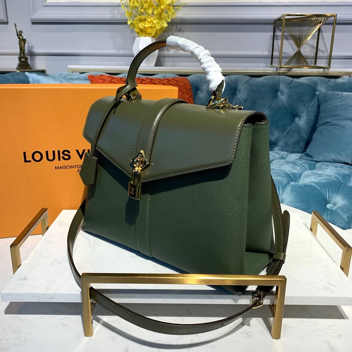 Louis Vuitto Rose Des Vents MM M53819 M53815 M53816