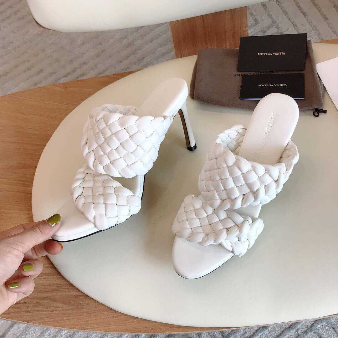 Bottega Veneta BV Curve Sandals 621213 White