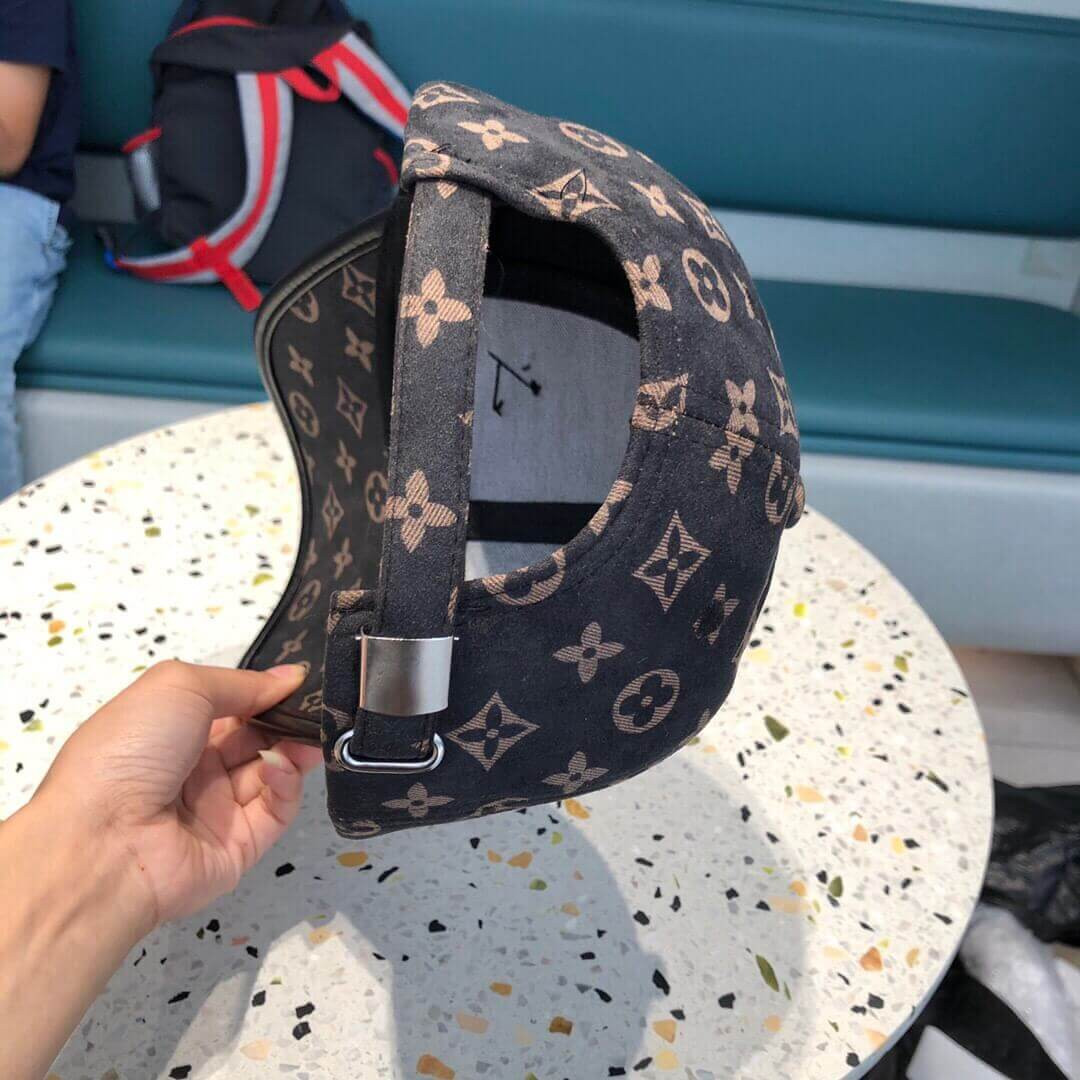 Louis Vuitton Monogram Baseball Cap 1100