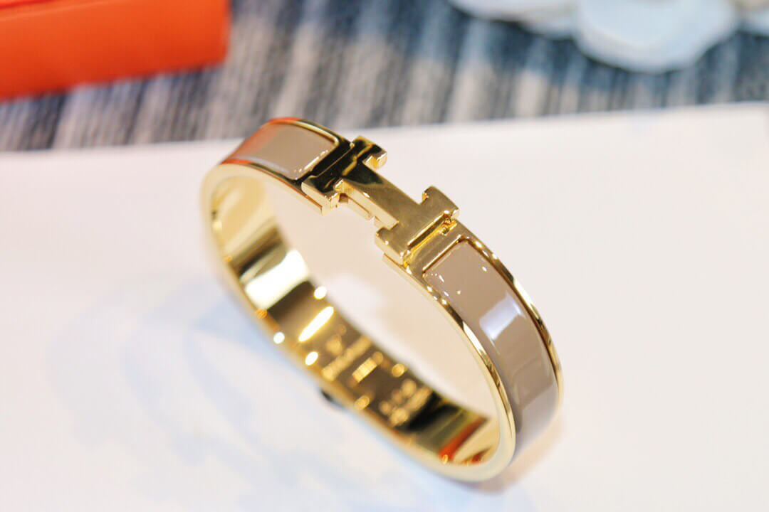 Hermes Narrow Clic H Bracelet In Grey