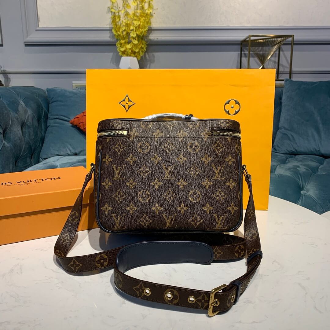 Louis Vuitton Monogram Camera Bag M41510