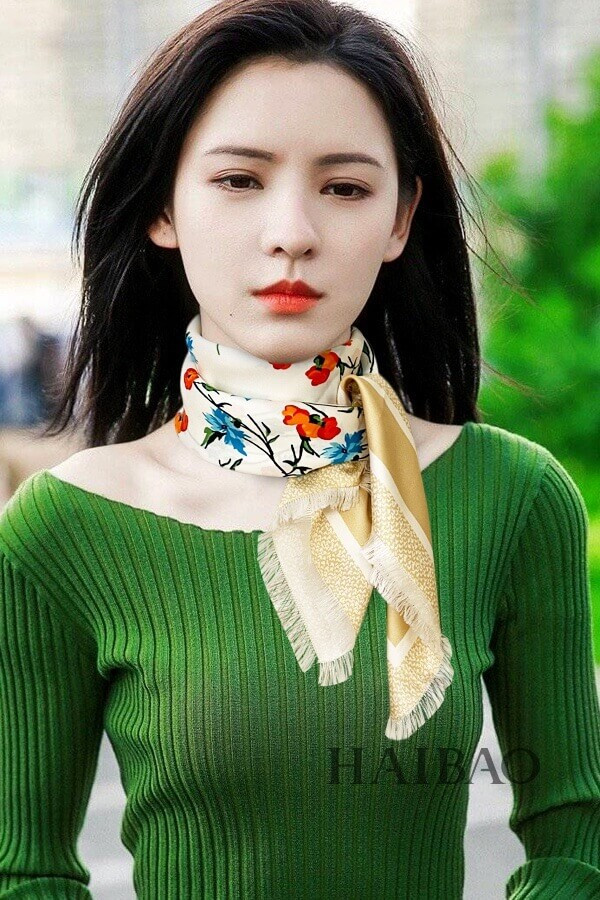 Dior Hibiscus Square Scarf C184