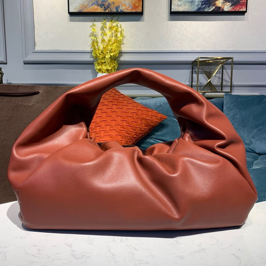 Bottega Veneta The Shoulder Pouch Large Leather Bag 607984