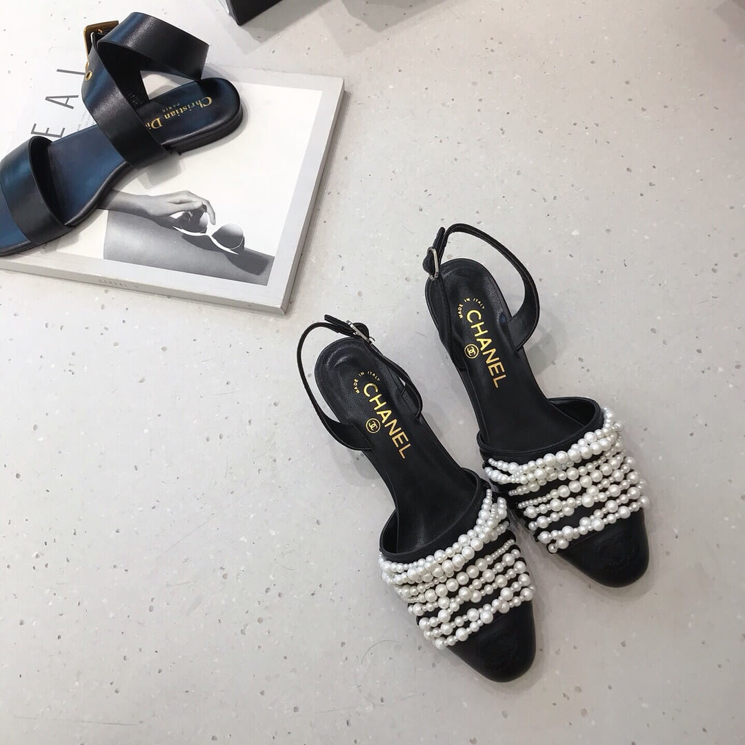 Chanel Pearl Sandals G23578