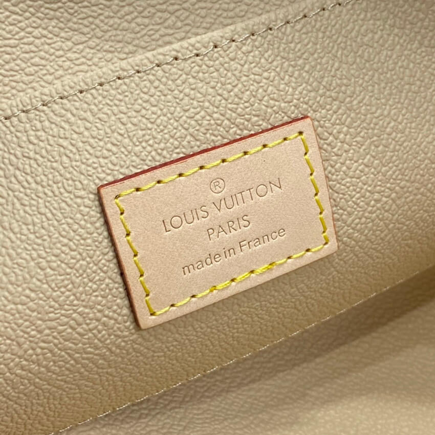 Louis Vuitton Game On Pochette Cosmetique M80283