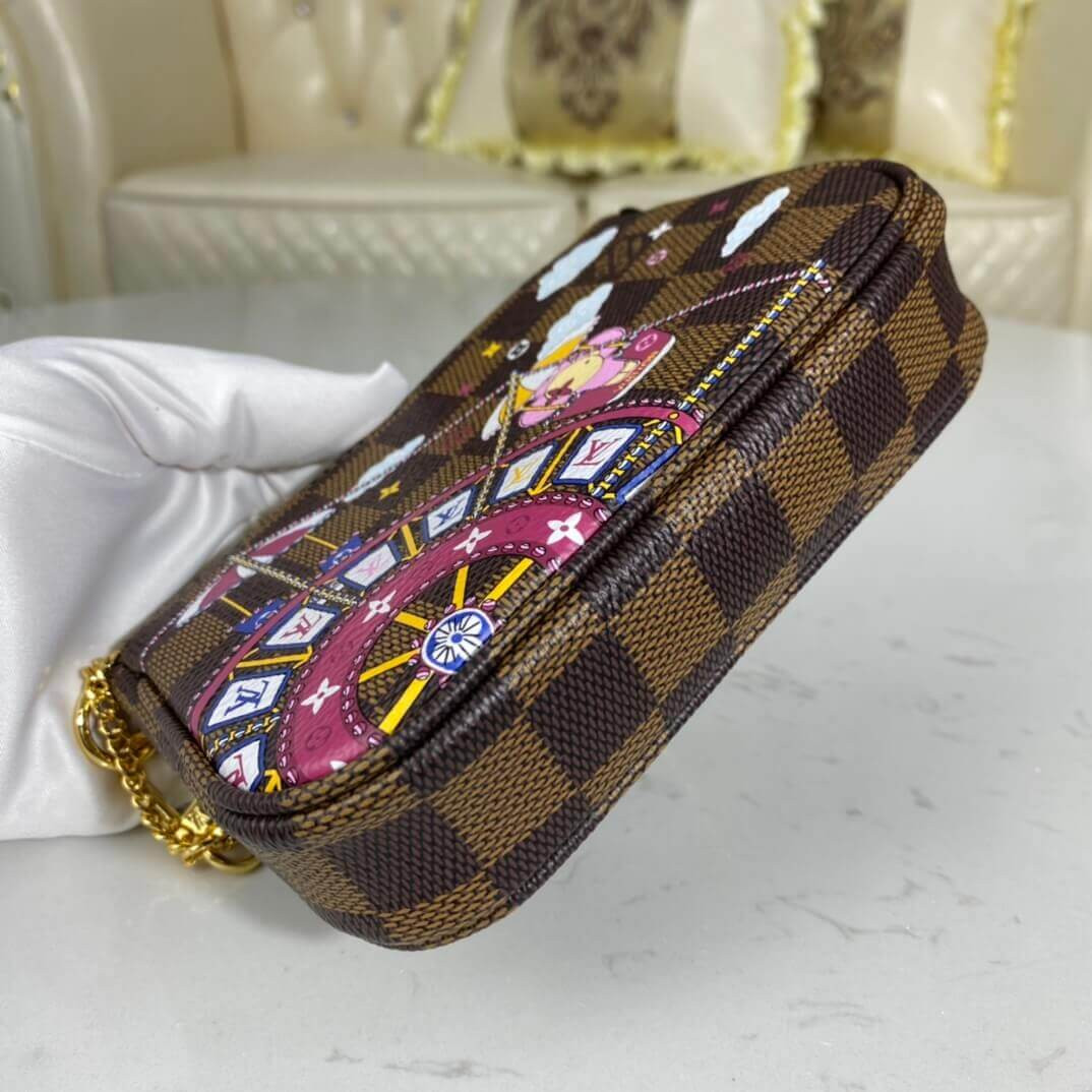 Louis Vuitton Christmas Animation 2020 Mini Pochette Accessoires N60402