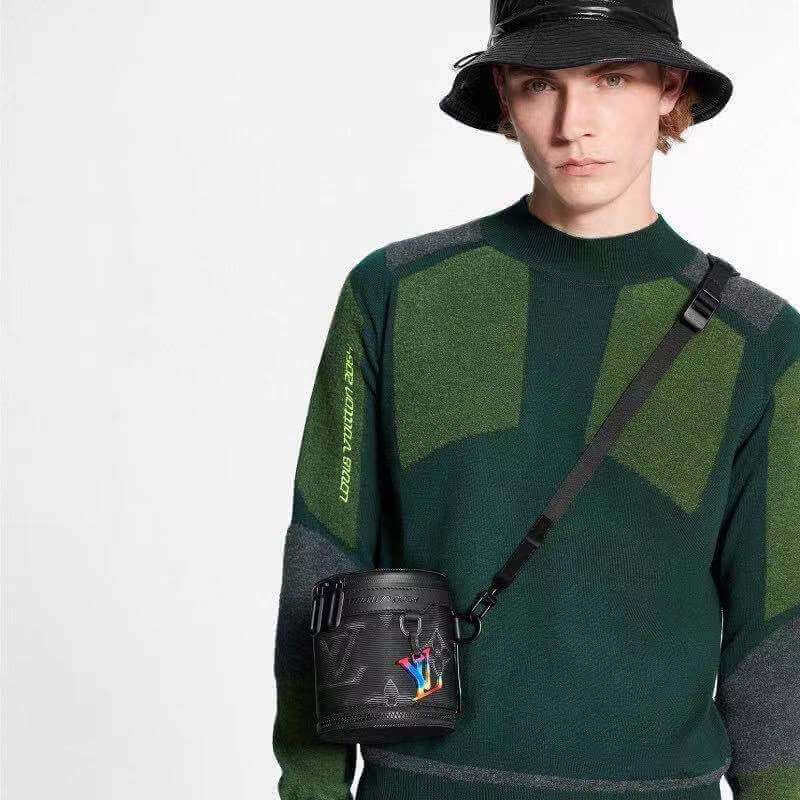 Louis Vuitton 2054 Expandable Polochon M45604