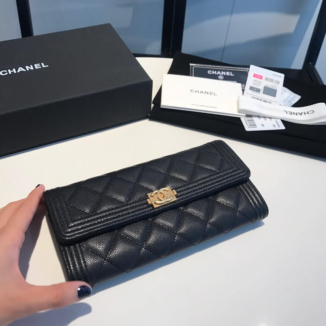 Chanel Grained Calfskin Leboy Flap Wallet A80283