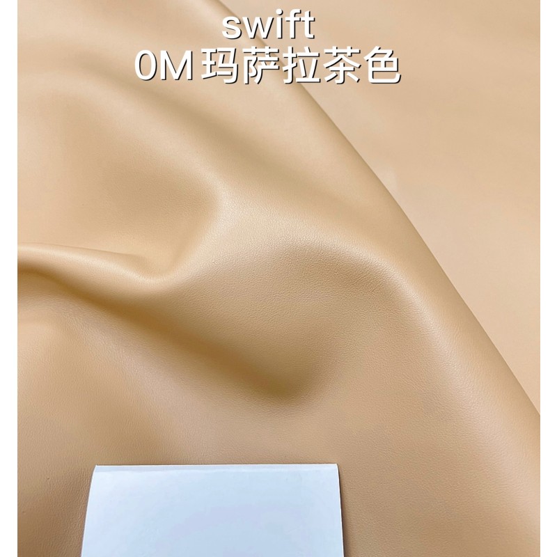 Hermes makes exclusive leather plain leather Swift leather: Brown