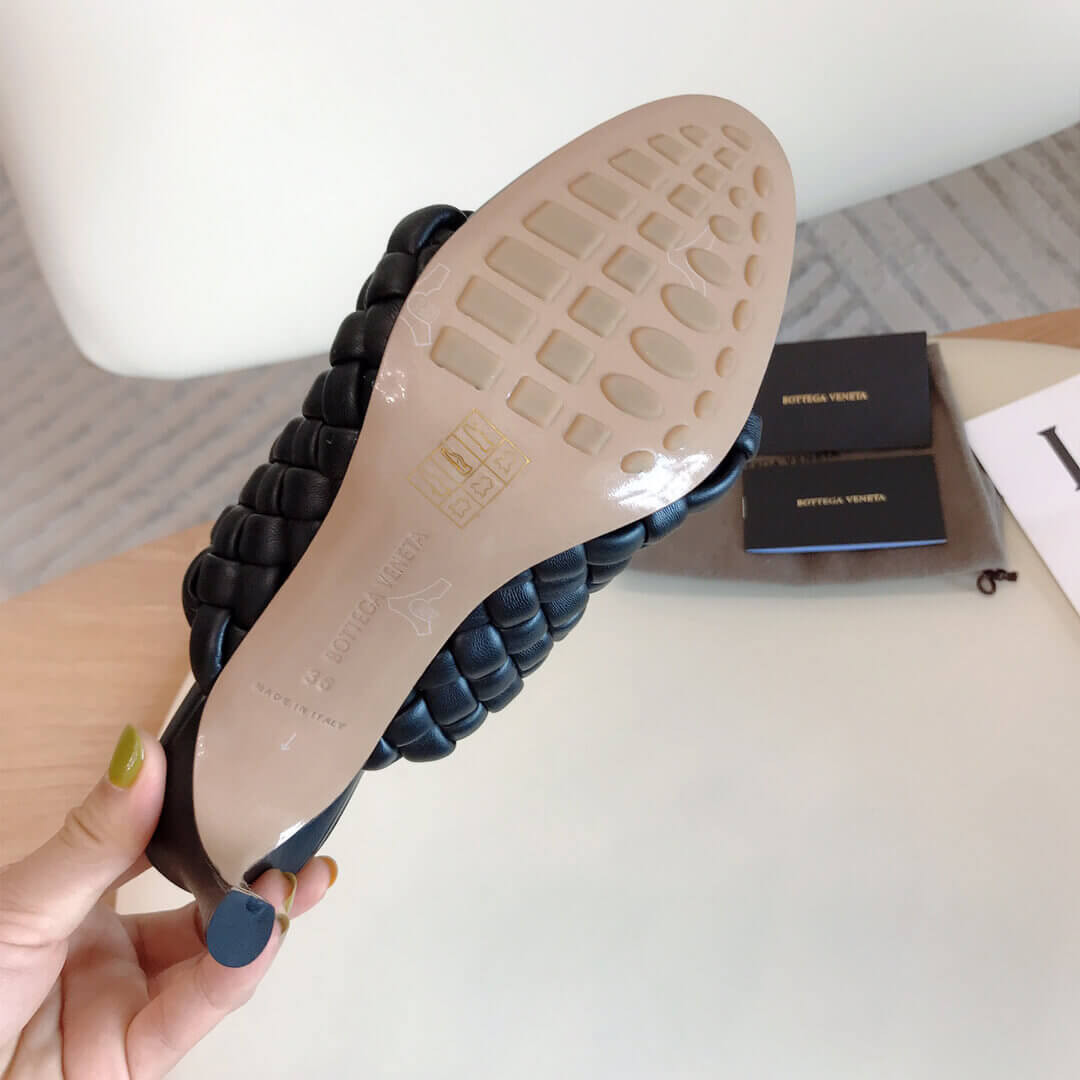 Bottega Veneta BV Curve Sandals 621340 Black