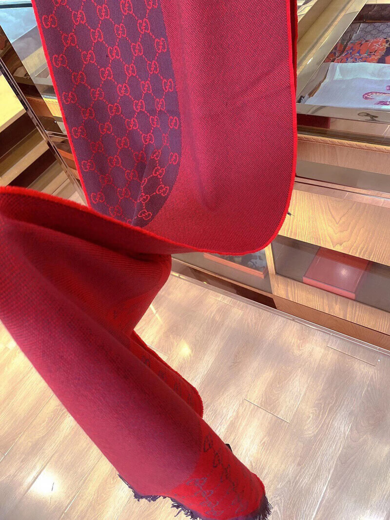 Gucci Unisex GG Guccissima Scarf 344994