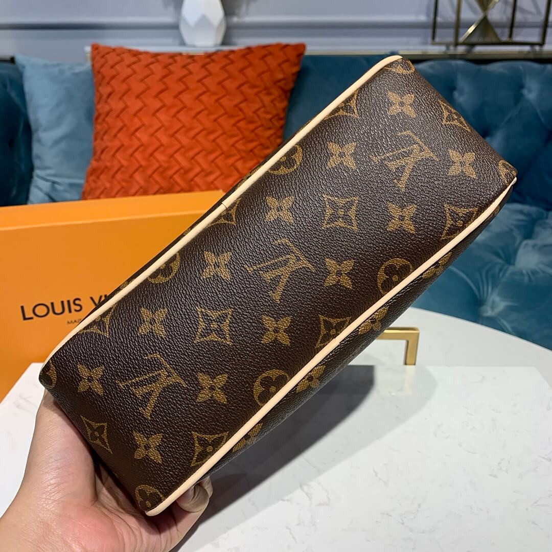 Louis Vuitton Monogram Canvas Toiletry Bag 25 M47527