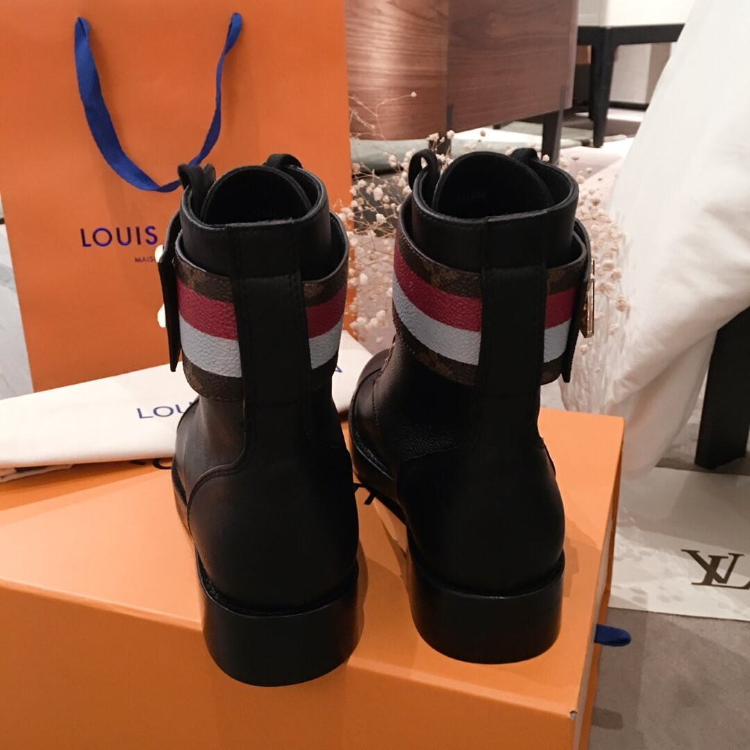 Louis Vuitton Wonderland Flat Ranger Boot 1A2Q4N