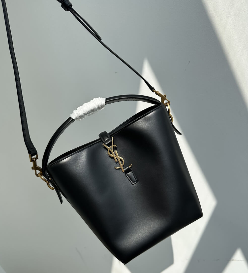 Saint Laurent Le 37 Small Bucket Bag 749036