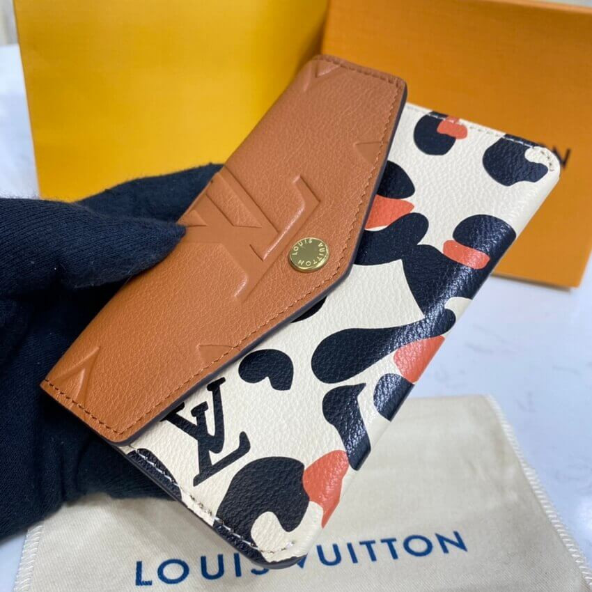 Louis Vuitton Key Pouch M80692