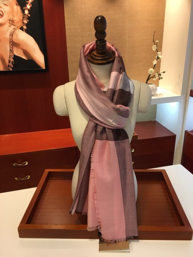 Burberry Check Wool Scarf 3743